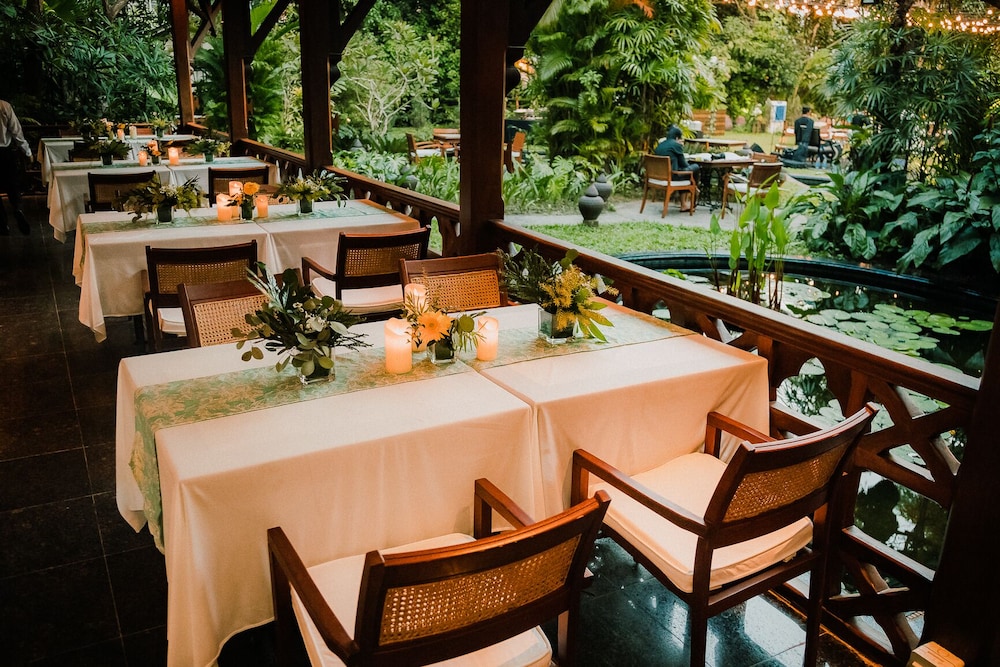 Governor's Residence by null