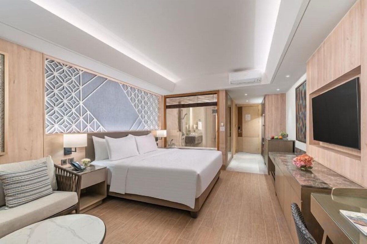 Premier Room With Direct Pool Access