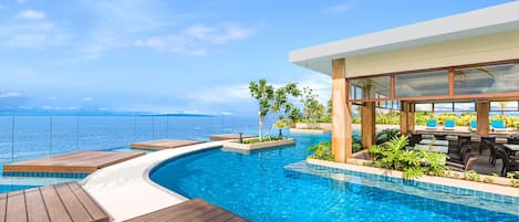 3 piscinas al aire libre