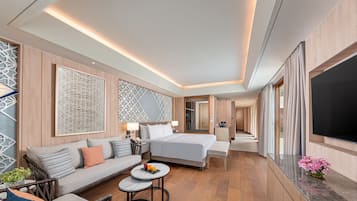 Suite, Beach View | 1 bedroom, premium bedding, minibar, desk