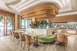 Desayuno buffet incluido todos los días