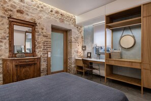 1 habitación, escritorio, tabla de planchar con plancha y wifi gratis 