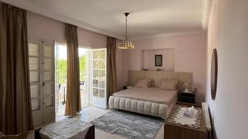 Panoramic Suite, Balcony