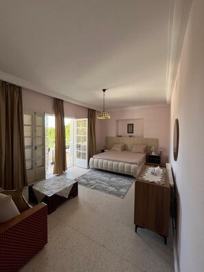 Panoraamasviitti, parveke | Vuodevaatteet