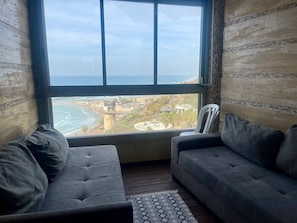Appartement Panoramique | Bureau, rideaux occultants, chambres insonorisées