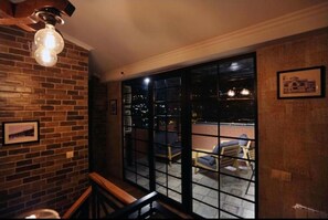 Reception - Boutique Umbrella (Tbilisi)