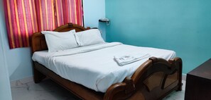 Dobbeltrom – deluxe | Memory foam-senger, wi-fi (inkludert) og sengetøy