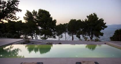 Theros Estate 3- 3 BED