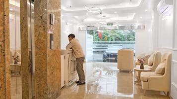 Sảnh tiếp tân
