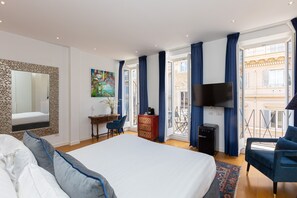 Luxury Suite | Premium bedding, down comforters, in-room safe, individually decorated - SUITE DELLA PIGNA (Rome)