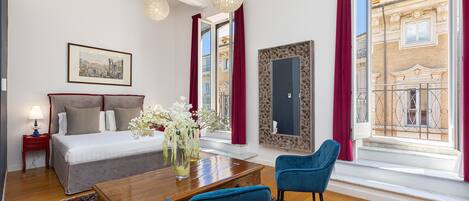 Panoramic Suite | Premium bedding, down comforters, in-room safe, individually decorated