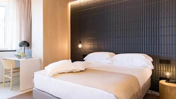 1 多间卧室、意大利 Frette 床单、高档床上用品、羽绒被