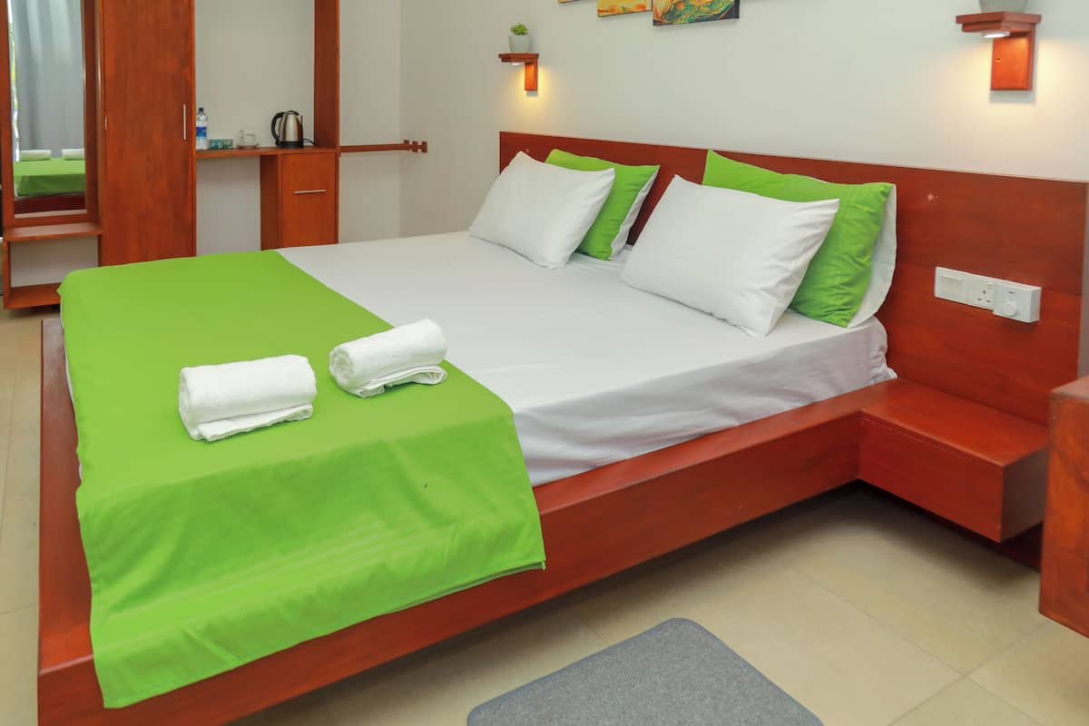 Economy-Doppelzimmer | Schreibtisch, schallisolierte Zimmer, kostenloses WLAN