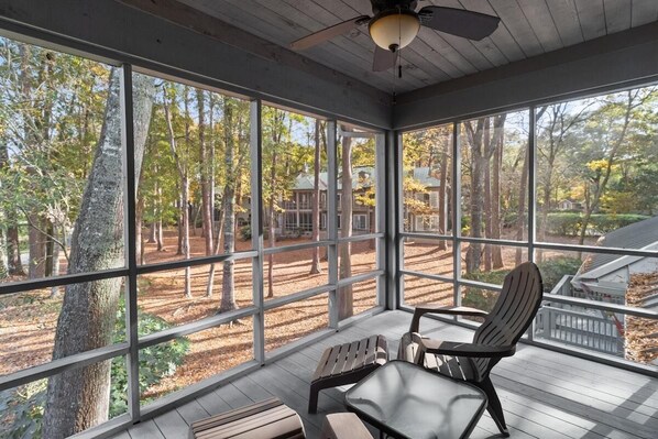 Terrace/patio - Golfers Paradise 3 BR Villa on the 9th Fairway (Pawleys Island)