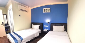 Superior Room, 2 Katil Bujang (Single) | Meja, kalis bunyi, seterika/papan seterika, Wi-fi percuma 