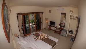 Unclassified image, 4 of 17, button - Senang Villa (Pemenang)