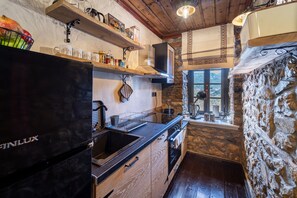 Superior Apartment | Private kitchen - Dandy Villas Metsovo (Metsovo)