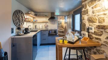 Deluxe House | Private kitchen