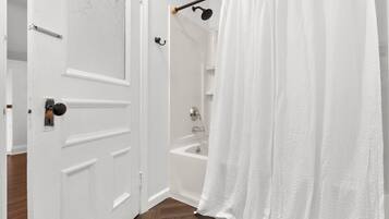 Haartrockner, Handtücher