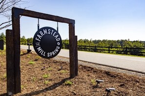 Property grounds - Tiny Cabin Summary:<br>I (Mill Spring)