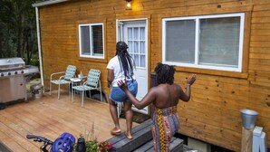Terrace/patio - Tiny Cabin Summary:<br>I (Mill Spring)