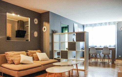 Bel appartement à Pontoise avec WiFi