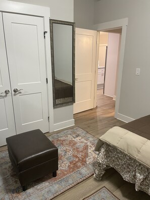 2 soverom, strykejern/-brett, wi-fi og sengetøy