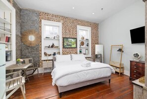 1 camera, ferro/asse da stiro, culla da viaggio, Wi-Fi