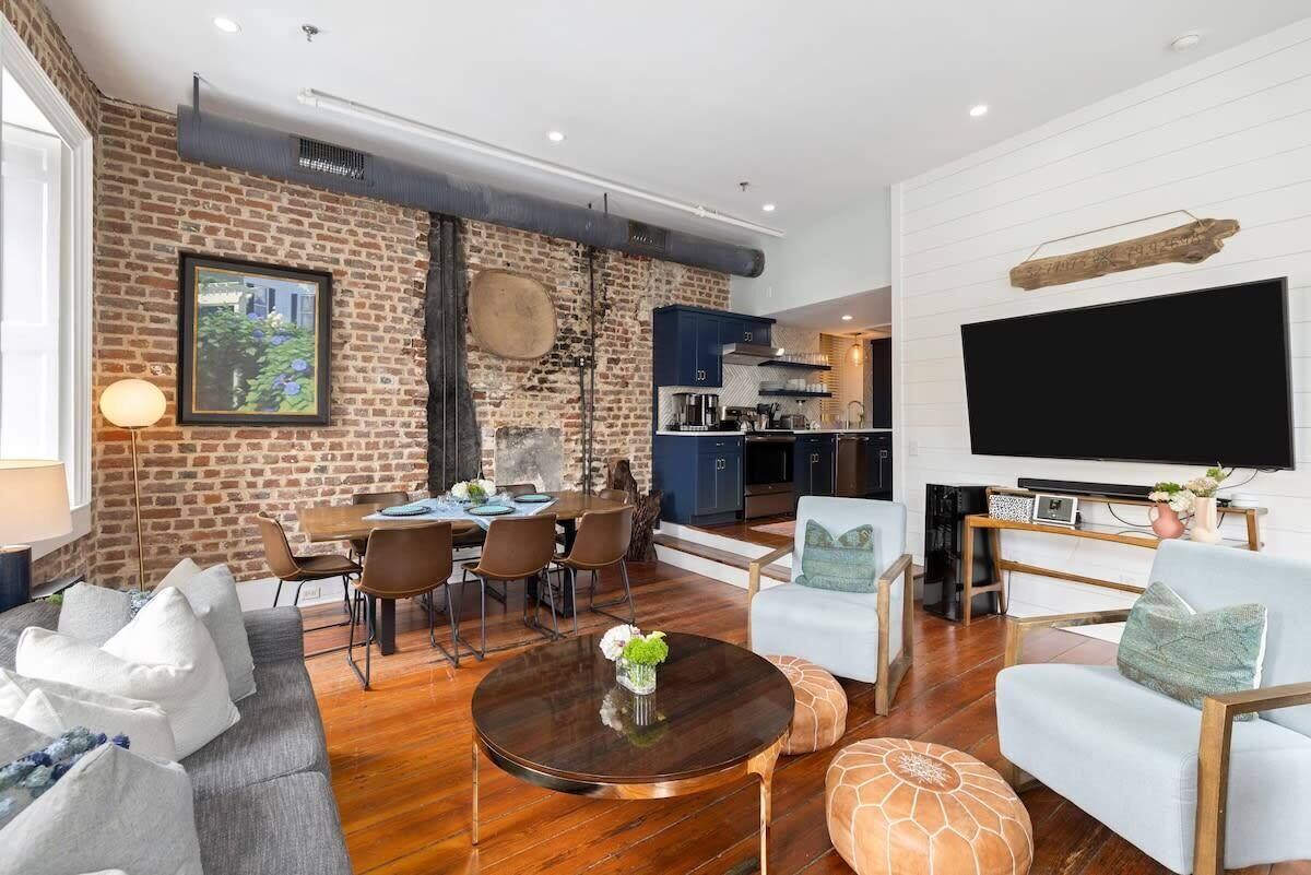 TV, stereo, offices