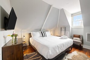 4 室のベッドルーム、アイロン / アイロン台、旅行用ベビーベッド、WiFi