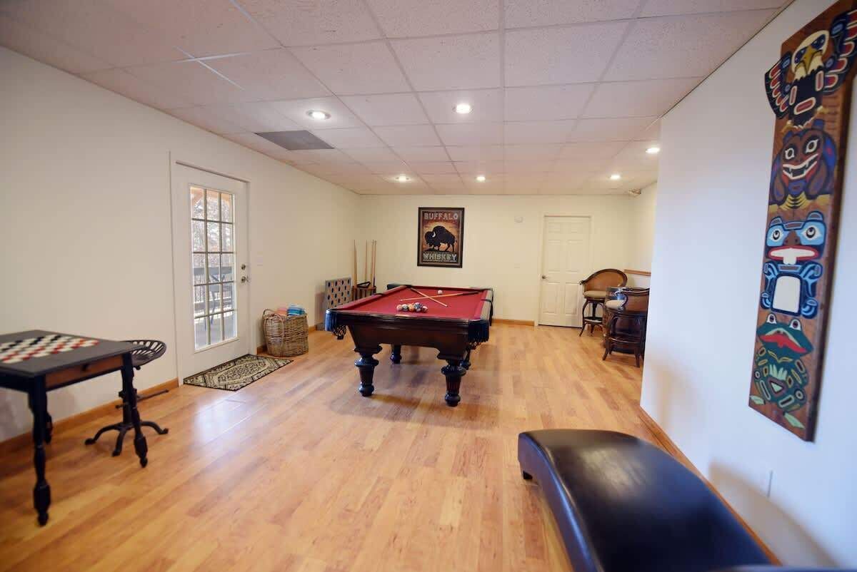 Game room