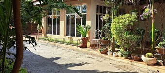 Lux suites Utawala Family House