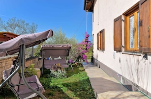 Property grounds - Holiday apartment with air conditioning (Bale)