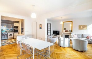 TV connectée, chaîne hi-fi