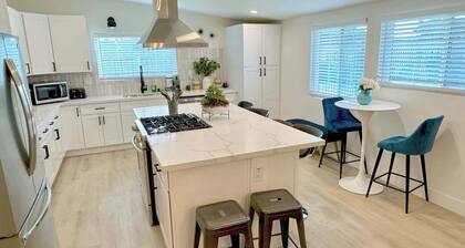 ☀️*No Tax!* Modern 4 Bedroom Pool Resort HotTub