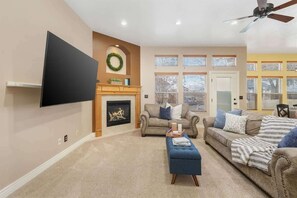 TV, fireplace, video games - Spacious 5BR Retreat with Game Room, PS5 & Garage (Layton)