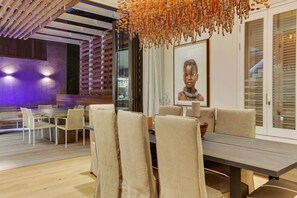 Apartment, 2 Bedrooms, Balcony, Pool View | Dining - Luxury Apartment De Waterkant (Cape Town)