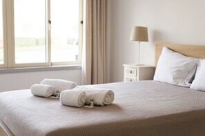 2 habitaciones, tabla de planchar con plancha y wifi gratis