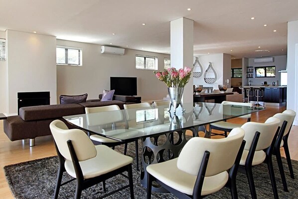 Room amenity - Medburn Views Penthouse (Cape Town)