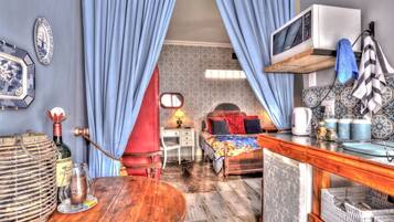 Blue Suite | Mini fridge