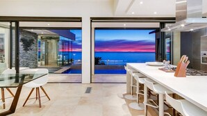 Villa, 5 habitaciones, con acceso para personas discapacitadas, chimenea | Interior