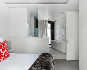 Villa, 3 Bedrooms, Accessible, Balcony | 3 bedrooms - Duplex Penthouse Apartment in Cape Town (Cape Town)