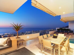House, 5 Bedrooms, Accessible, Balcony | Beach - Top View Your Cape Town Luxury Retreat (Cape Town)