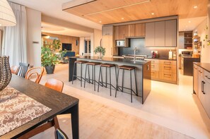 Villa, 5 Bedrooms, Accessible, Balcony | Interior - 52 Victoria - 5-bedroom Luxury Villa (Cape Town)