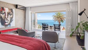 Unclassified image, 4 of 42, button - 52 Victoria - 5-bedroom Luxury Villa (Cape Town)