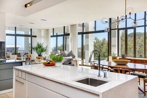 Villa, 4 chambres, accessible aux personnes à mobilité réduite, cheminée | Intérieur