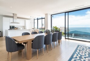 Villa, 4 Bedrooms, Accessible, Balcony | Dining - 138 Kloof Road - Stunning Modern Villa Located in Bantry Bay (Cape Town)