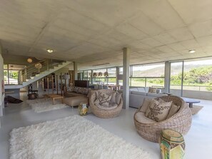 Villa, 6 Bedrooms, Fireplace, Mountain View | Interior - 45 Gris Nez Ave Villa in Plettenberg Bay (Plettenberg Bay)