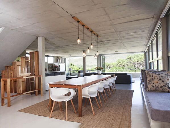 Villa, 6 Bedrooms, Fireplace, Mountain View | Interior - 45 Gris Nez Ave Villa in Plettenberg Bay (Plettenberg Bay)