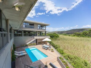 Exterior - 45 Gris Nez Ave Villa in Plettenberg Bay (Plettenberg Bay)